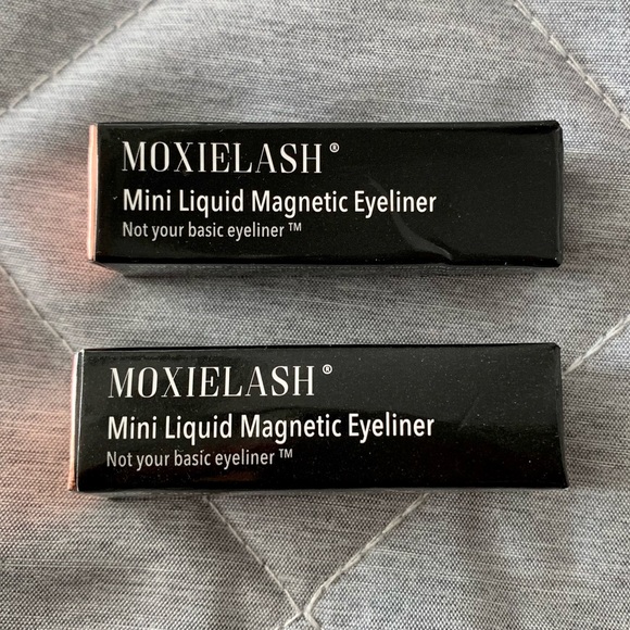 MoxieLash Magnetic Lash Duo with (2) Magnetic Liners and Remover Swabs - Picture 3 of 5